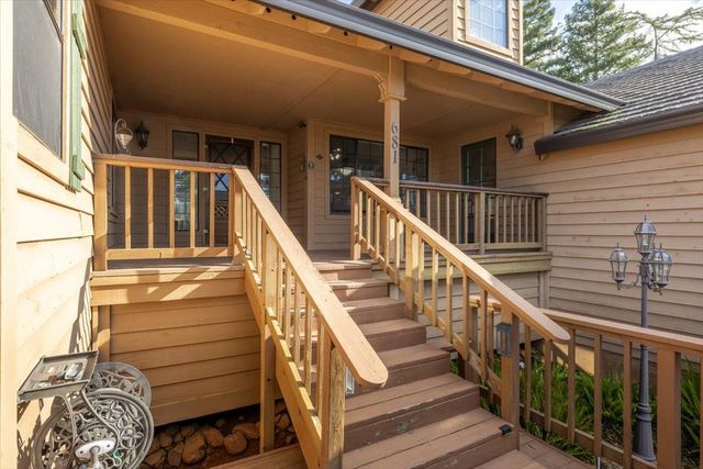 681 Powers Dr, El Dorado Hills, CA 95762