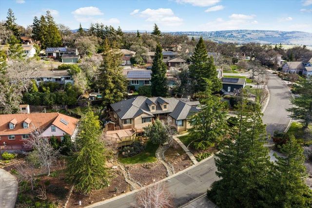 681 Powers Dr, El Dorado Hills, CA 95762