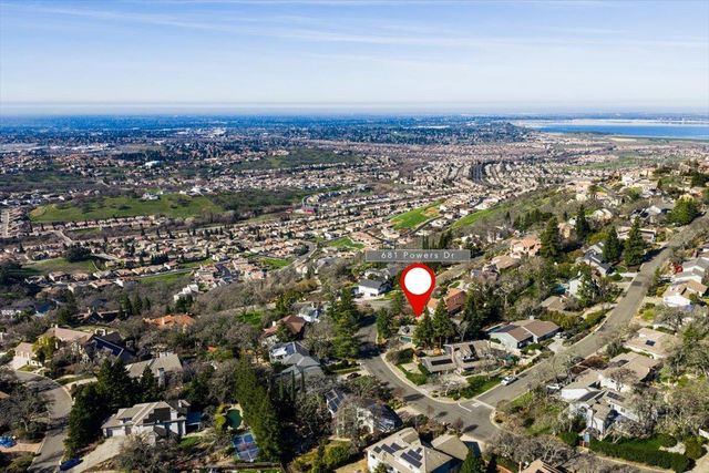 681 Powers Dr, El Dorado Hills, CA 95762