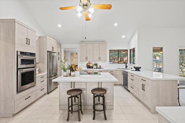 681 Powers Dr, El Dorado Hills, CA 95762