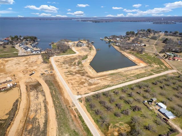 2572 Groves Drive, Tool, TX 75143