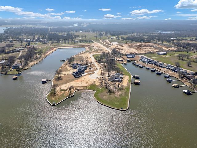 2572 Groves Drive, Tool, TX 75143