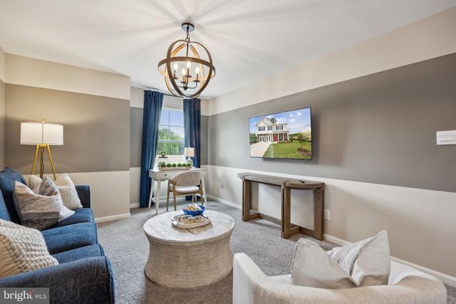 80 WHISPERING OAKS DR, Staunton, VA 24401