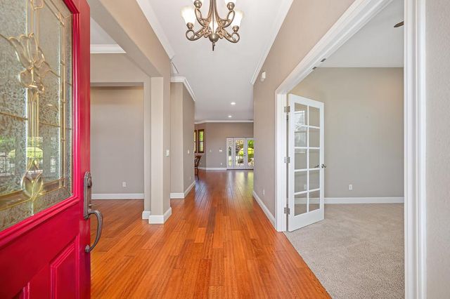 530 Crazy Horse Ct, Cameron Park, CA 95682