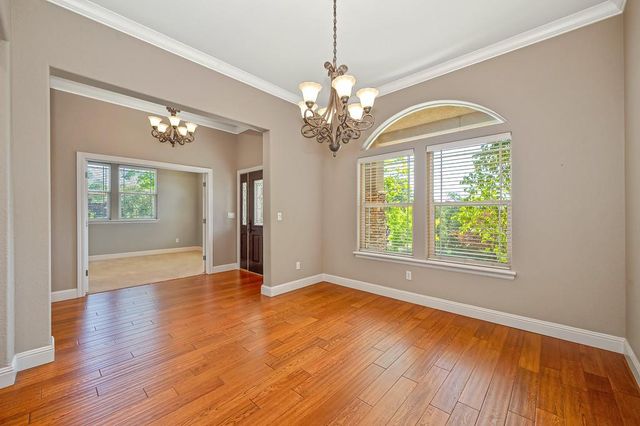 530 Crazy Horse Ct, Cameron Park, CA 95682