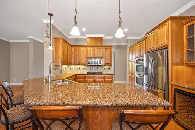 530 Crazy Horse Ct, Cameron Park, CA 95682