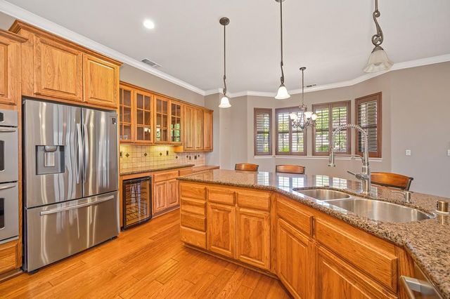 530 Crazy Horse Ct, Cameron Park, CA 95682