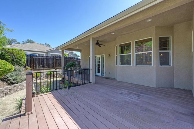 530 Crazy Horse Ct, Cameron Park, CA 95682