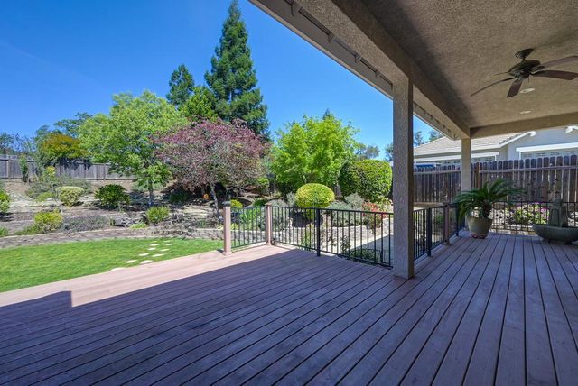 530 Crazy Horse Ct, Cameron Park, CA 95682