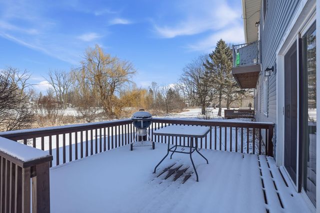 789 Parkside Drive 789G, Vadnais Heights, MN 55127