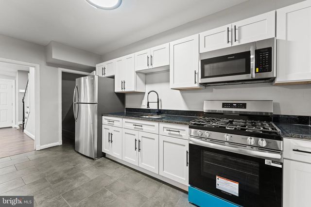 2422 SHIRLEY AVE, Baltimore, MD 21215