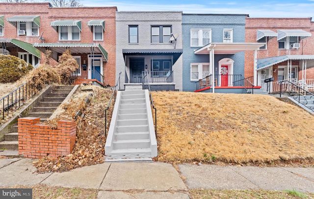 2422 SHIRLEY AVE, Baltimore, MD 21215