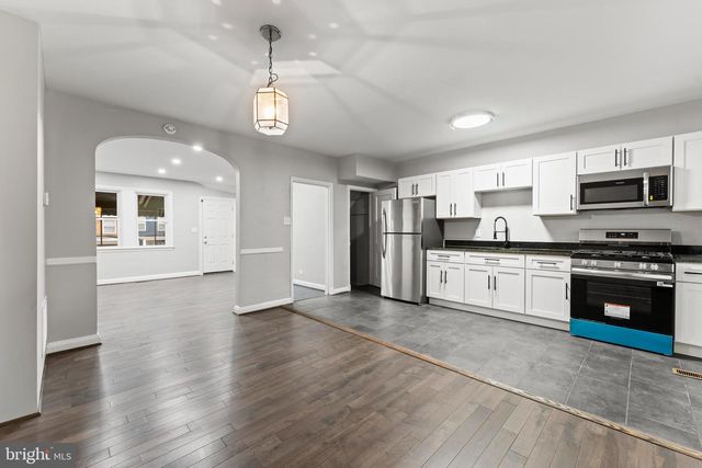 2422 SHIRLEY AVE, Baltimore, MD 21215