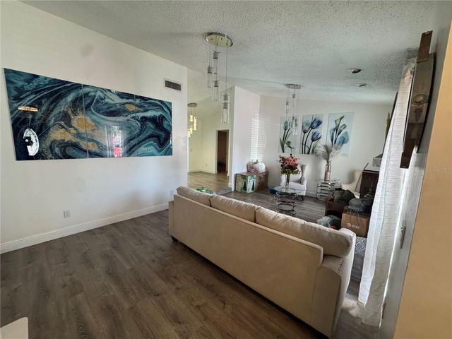 5539 PENTAIL CIRCLE, Tampa, FL 33625