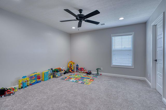 5509 Camden Drive, Newburgh, IN 47630