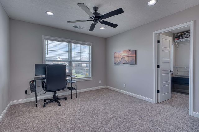 5509 Camden Drive, Newburgh, IN 47630