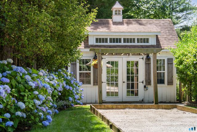 60 Crooked Trail Road, Norwalk, CT 06853