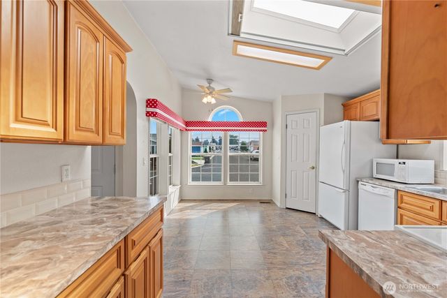 1814 Heritage Drive, Wenatchee, WA 98801