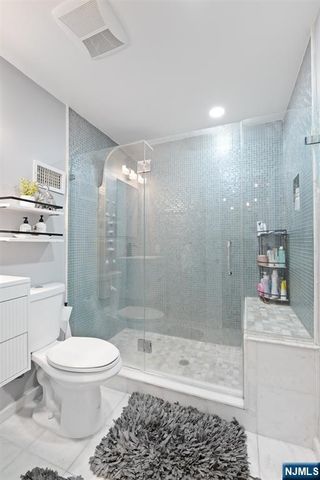 6501 Liberty Avenue F5, North Bergen, NJ 07047
