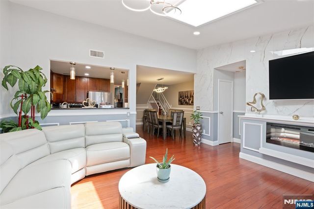 6501 Liberty Avenue F5, North Bergen, NJ 07047