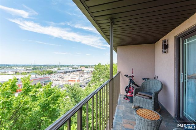 6501 Liberty Avenue F5, North Bergen, NJ 07047