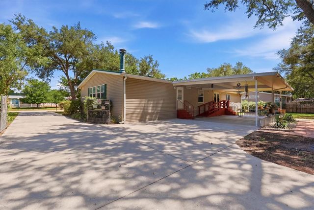 33906 CODDLE COURT, Wesley Chapel, FL 33543