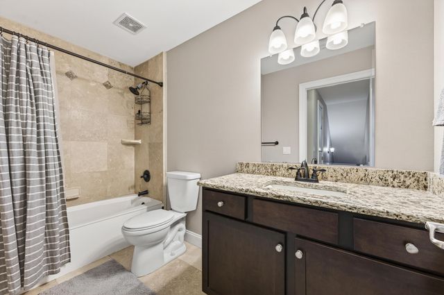 106 ARROWHEAD Way, Niceville, FL 32578