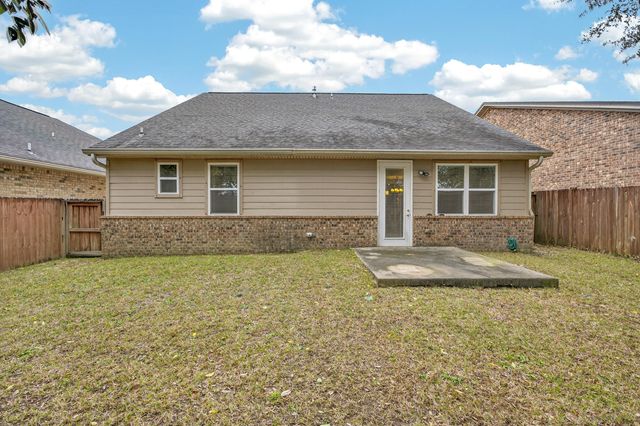 106 ARROWHEAD Way, Niceville, FL 32578