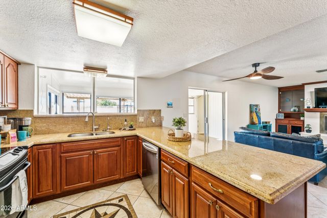 1218 S PALO VERDE Drive, Apache Junction, AZ 85120