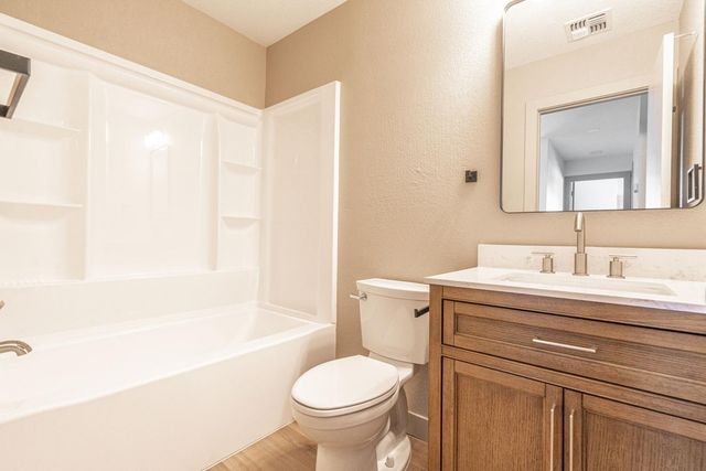 5739 W Monte Vista Road, Phoenix, AZ 85035