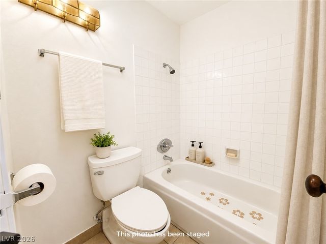 750 South Royal Crest Circle 323, Las Vegas, NV 89169
