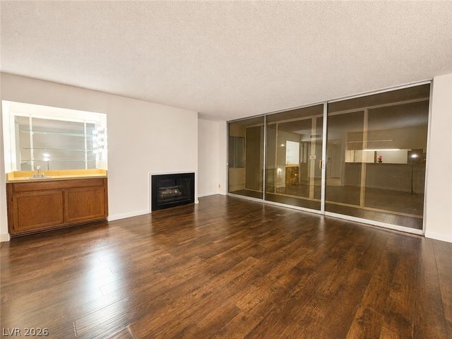 750 South Royal Crest Circle 323, Las Vegas, NV 89169