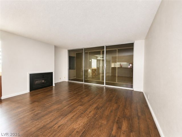 750 South Royal Crest Circle 323, Las Vegas, NV 89169