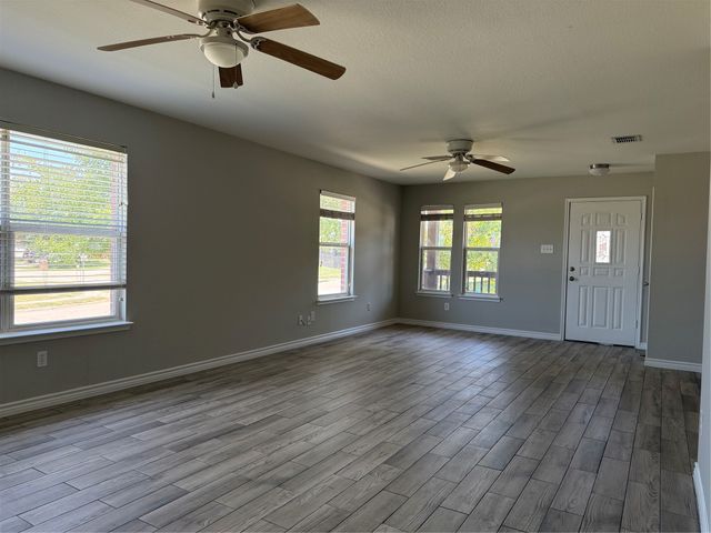 2429 Emerald Lane, Mckinney, TX 75071
