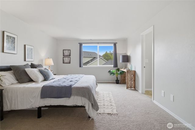 5406 Balustrade Boulevard SE, Lacey, WA 98513