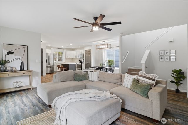 5406 Balustrade Boulevard SE, Lacey, WA 98513