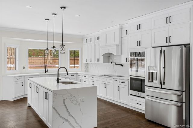 120 Peninsula Drive, Port Jefferson, NY 11777