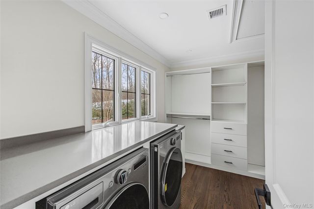 120 Peninsula Drive, Port Jefferson, NY 11777