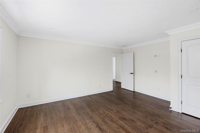 120 Peninsula Drive, Port Jefferson, NY 11777