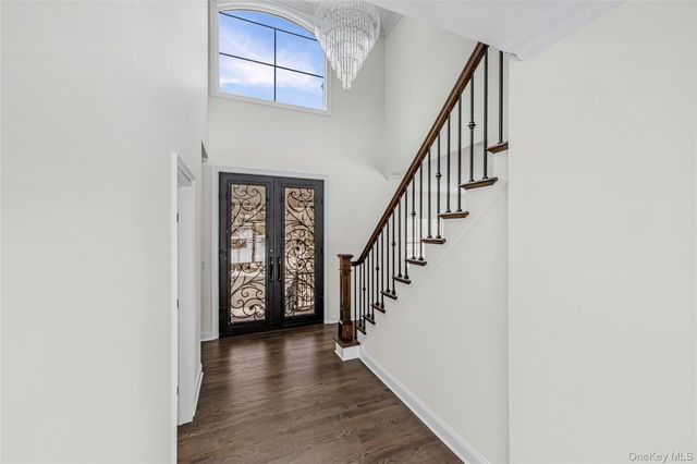 120 Peninsula Drive, Port Jefferson, NY 11777