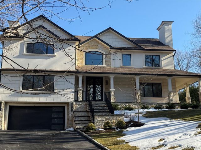 120 Peninsula Drive, Port Jefferson, NY 11777