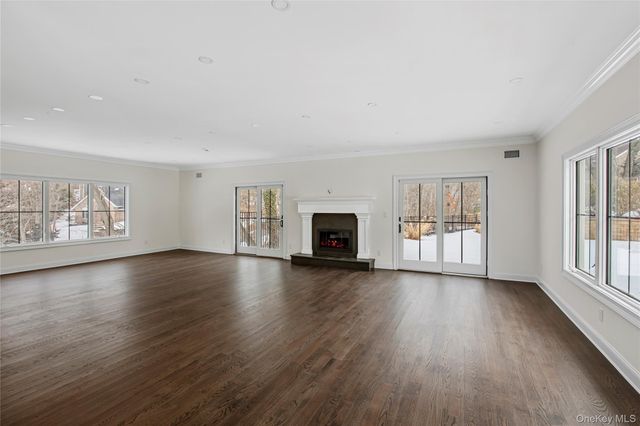 120 Peninsula Drive, Port Jefferson, NY 11777