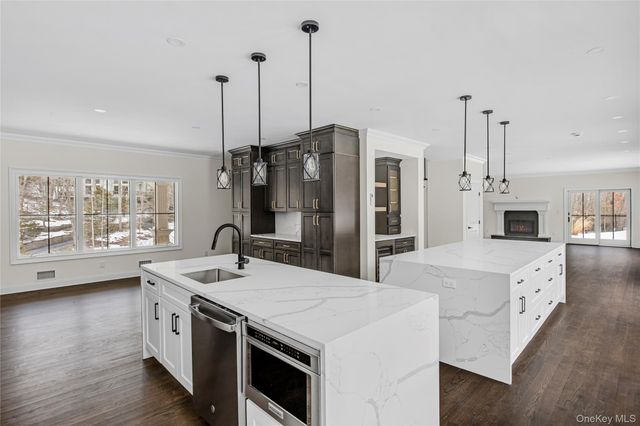 120 Peninsula Drive, Port Jefferson, NY 11777