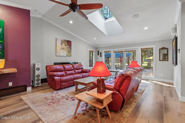 3867 W Fairway Dr, Coeur D'alene, ID 83815