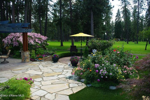 3867 W Fairway Dr, Coeur D'alene, ID 83815
