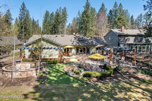 3867 W Fairway Dr, Coeur D'alene, ID 83815