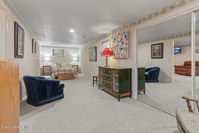 3867 W Fairway Dr, Coeur D'alene, ID 83815