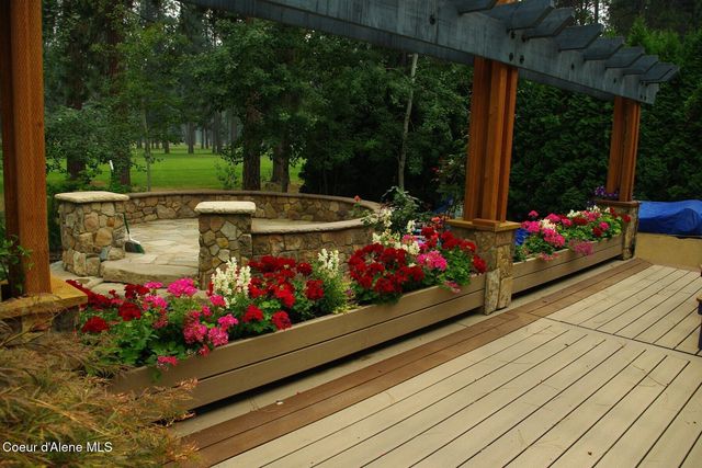 3867 W Fairway Dr, Coeur D'alene, ID 83815