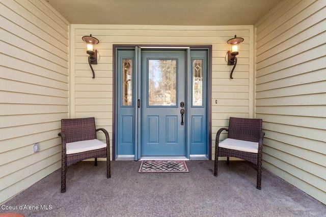 3867 W Fairway Dr, Coeur D'alene, ID 83815