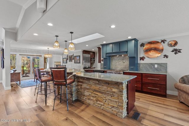 3867 W Fairway Dr, Coeur D'alene, ID 83815